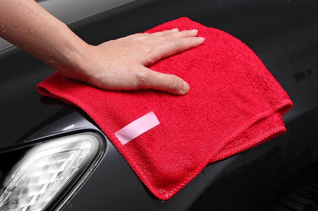 essential car cleaning - mobile car valeting